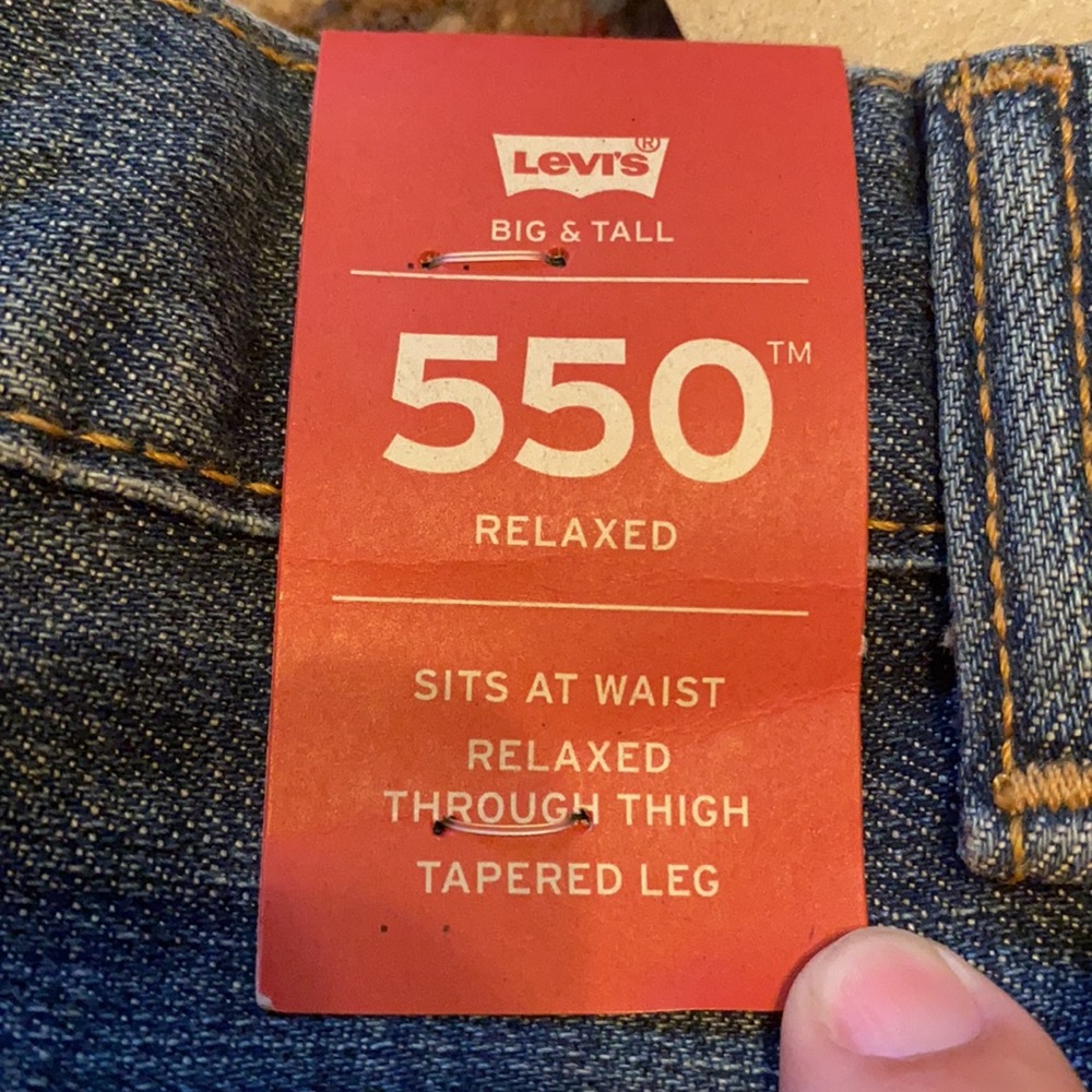 Men’s Levi’s - Picture 2 of 3